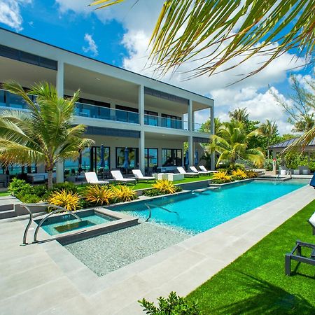 Black Urchin Boutique Resort Bodden Town Exterior foto