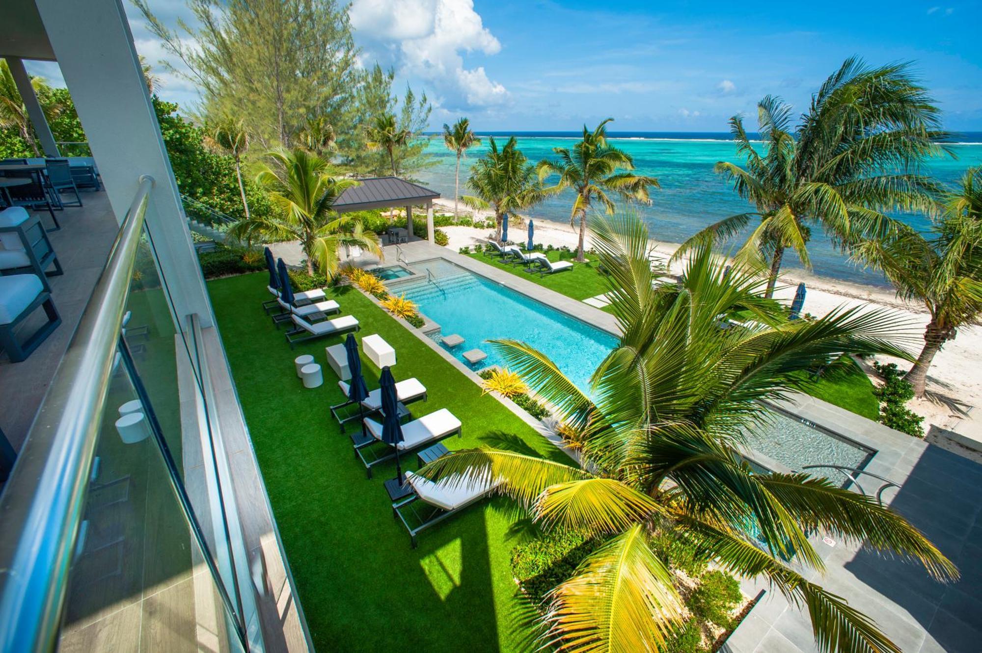 Black Urchin Boutique Resort Bodden Town Exterior foto